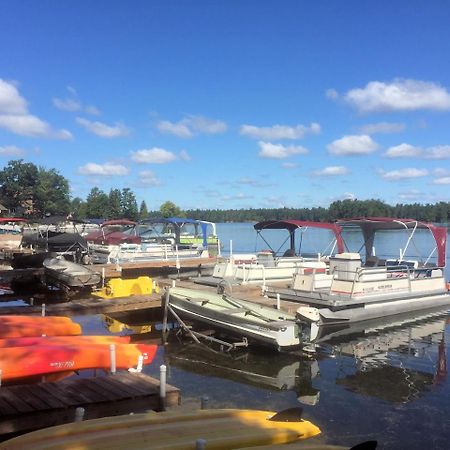 Clear Lake Resort West Branch Bagian luar foto